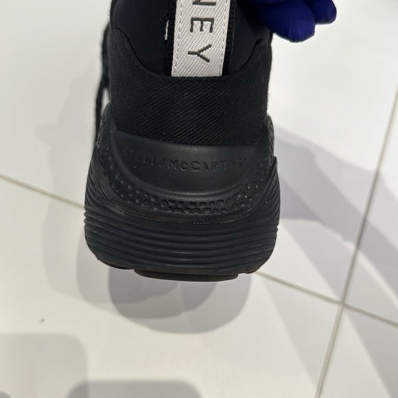 Stella McCartney black sneaker in good condition - Picture 8 of 11